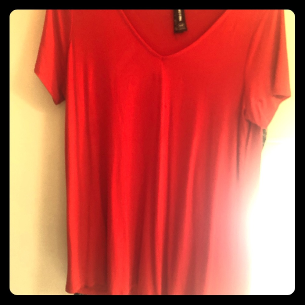 Lightweight T-shirt